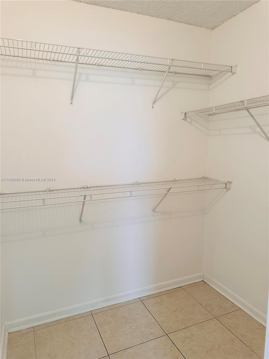 1250 Alton Rd 5F, Miami Beach, Florida 33139, 1 Bedroom Bedrooms, ,1 BathroomBathrooms,Residential,For Sale,1250 Alton Rd 5F,A11456988