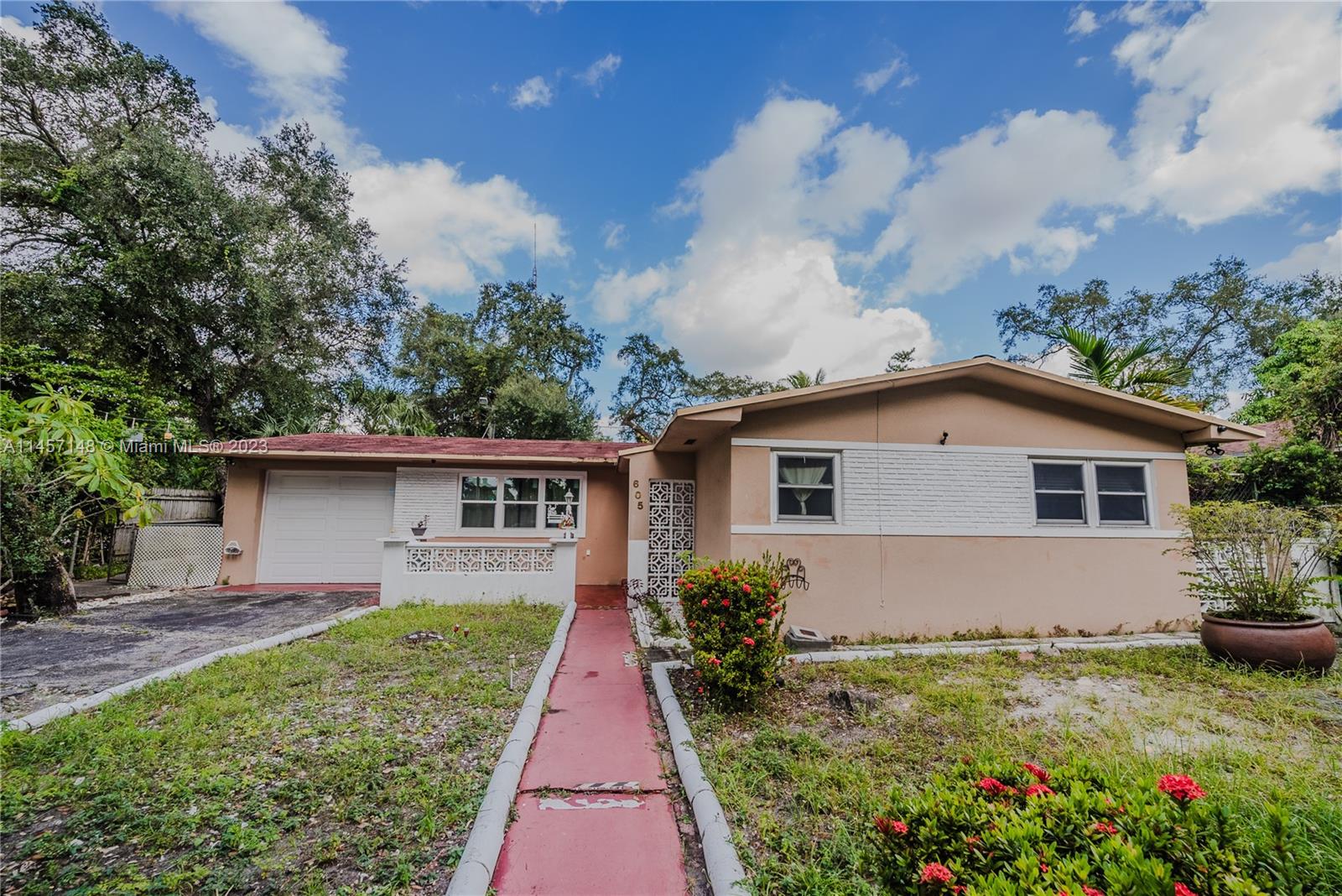 605 160th St, Miami, FL, 33162 United States, 3 Bedrooms Bedrooms, ,2 BathroomsBathrooms,Residential,For Sale,160th St,A11457148