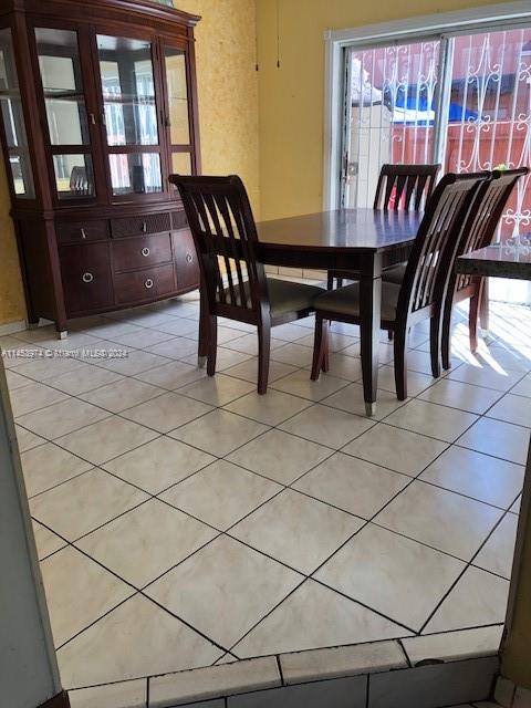 4548 14th Ct, Hialeah, FL, 33012 United States, 3 Bedrooms Bedrooms, ,2 BathroomsBathrooms,Residential,For Sale,14th Ct,A11453974