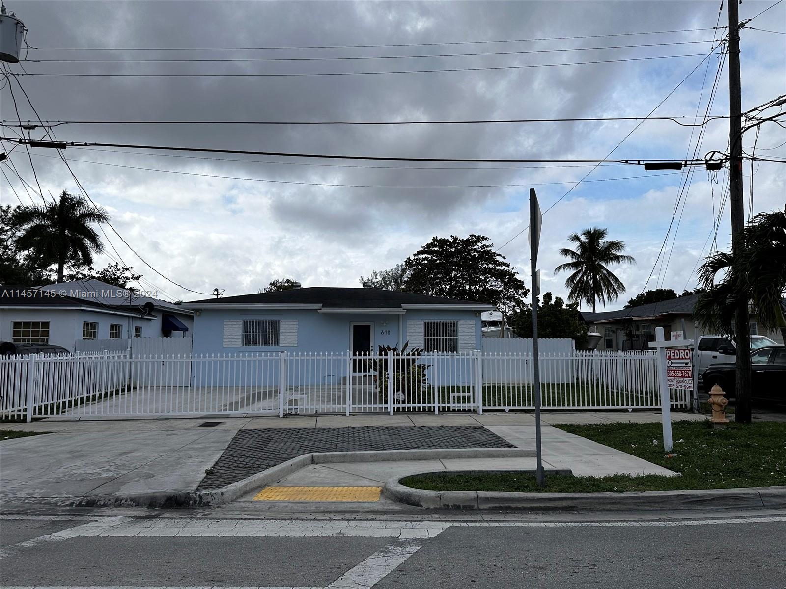 610 Tamiami Canal Rd, Miami, FL, 33144 United States, 4 Bedrooms Bedrooms, ,3 BathroomsBathrooms,Residential,For Sale,Tamiami Canal Rd,A11457145