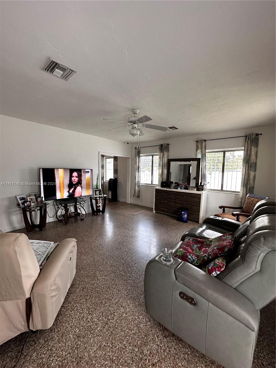 610 Tamiami Canal Rd, Miami, FL, 33144 United States, 4 Bedrooms Bedrooms, ,3 BathroomsBathrooms,Residential,For Sale,Tamiami Canal Rd,A11457145