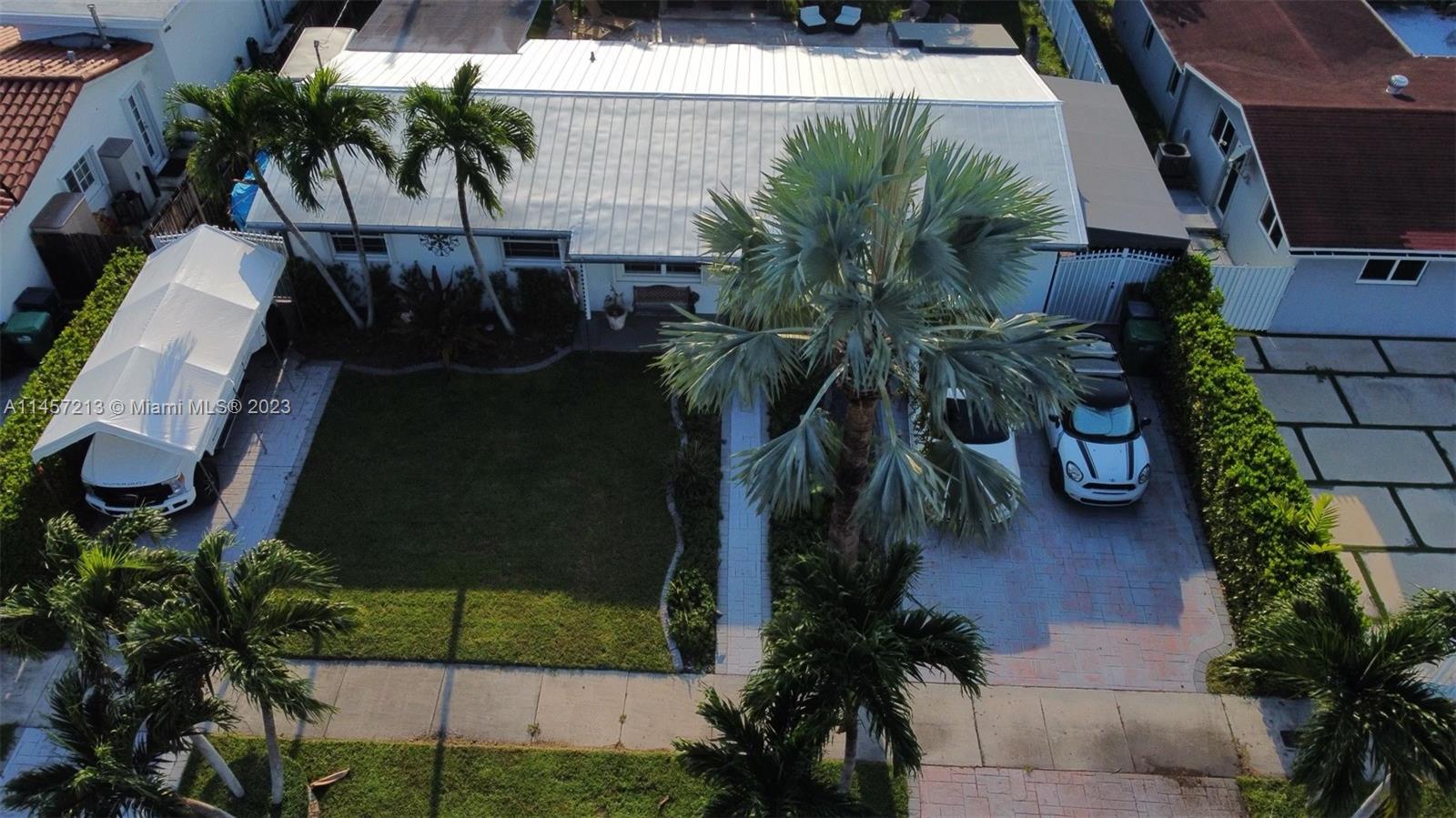 4240 98th Ct, Miami, FL, 33165 United States, 3 Bedrooms Bedrooms, ,2 BathroomsBathrooms,Residential,For Sale,98th Ct,A11457213