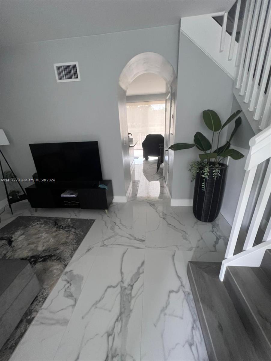 8525 SW 152nd Ave 282, Miami, Florida 33193, 3 Bedrooms Bedrooms, ,2 BathroomsBathrooms,Residentiallease,For Rent,8525 SW 152nd Ave 282,A11457228
