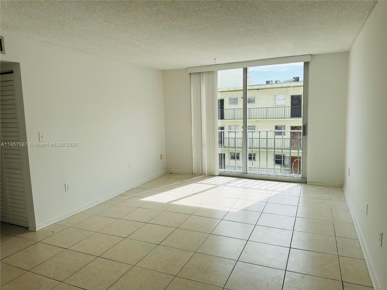 1250 Alton Rd 5F, Miami Beach, Florida 33139, 1 Bedroom Bedrooms, ,1 BathroomBathrooms,Residentiallease,For Rent,1250 Alton Rd 5F,A11457587