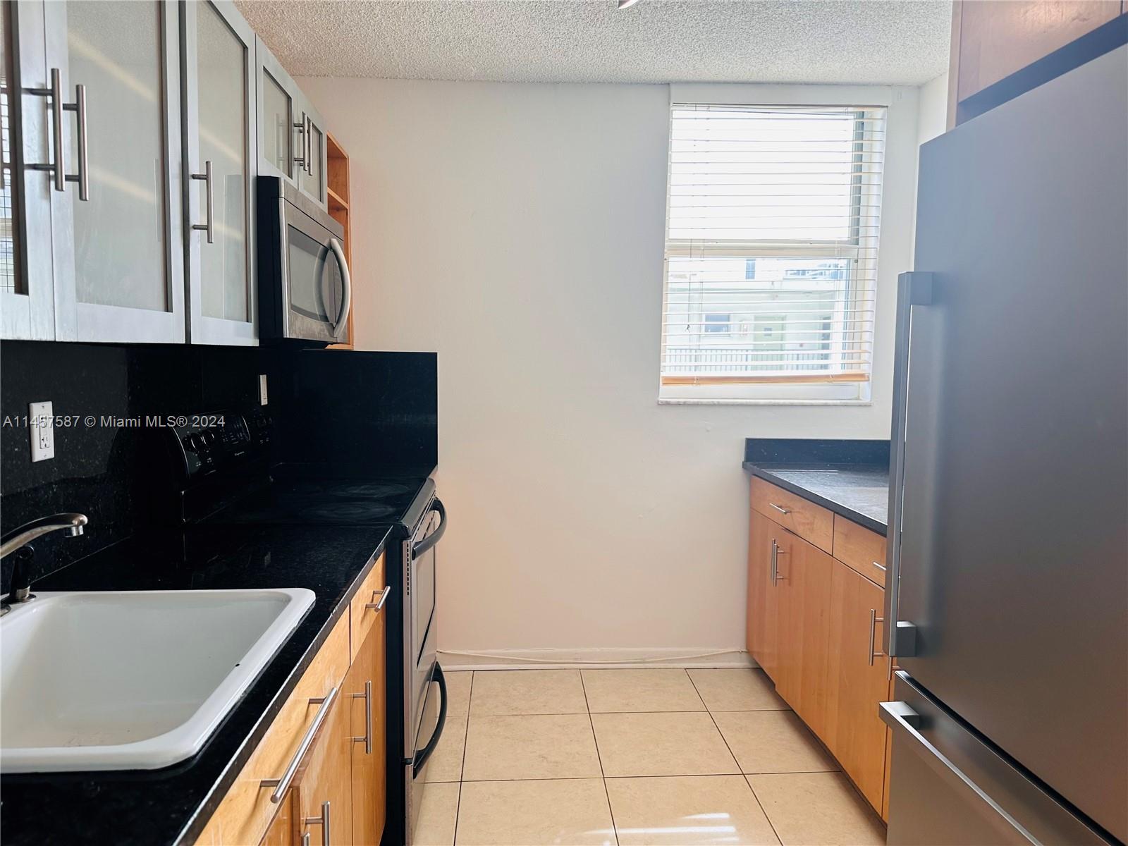 1250 Alton Rd 5F, Miami Beach, Florida 33139, 1 Bedroom Bedrooms, ,1 BathroomBathrooms,Residentiallease,For Rent,1250 Alton Rd 5F,A11457587