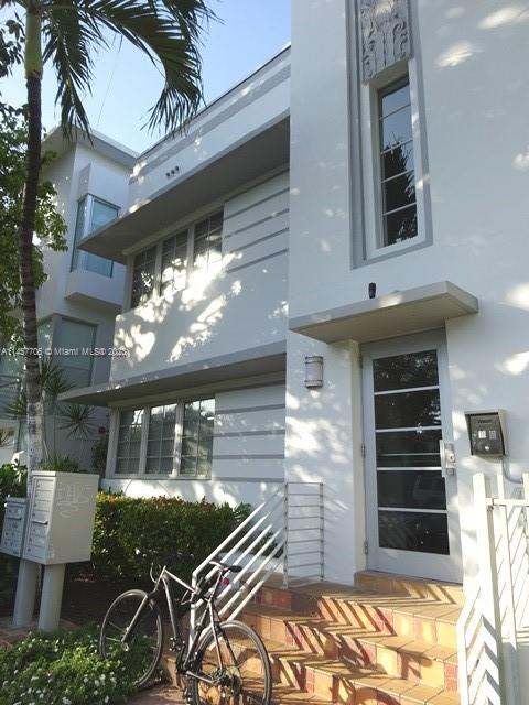 1600 Michigan Ave, Miami Beach, FL, 33139 United States, 1 Bedroom Bedrooms, ,1 BathroomBathrooms,Residential,For Sale,Michigan Ave,A11457706