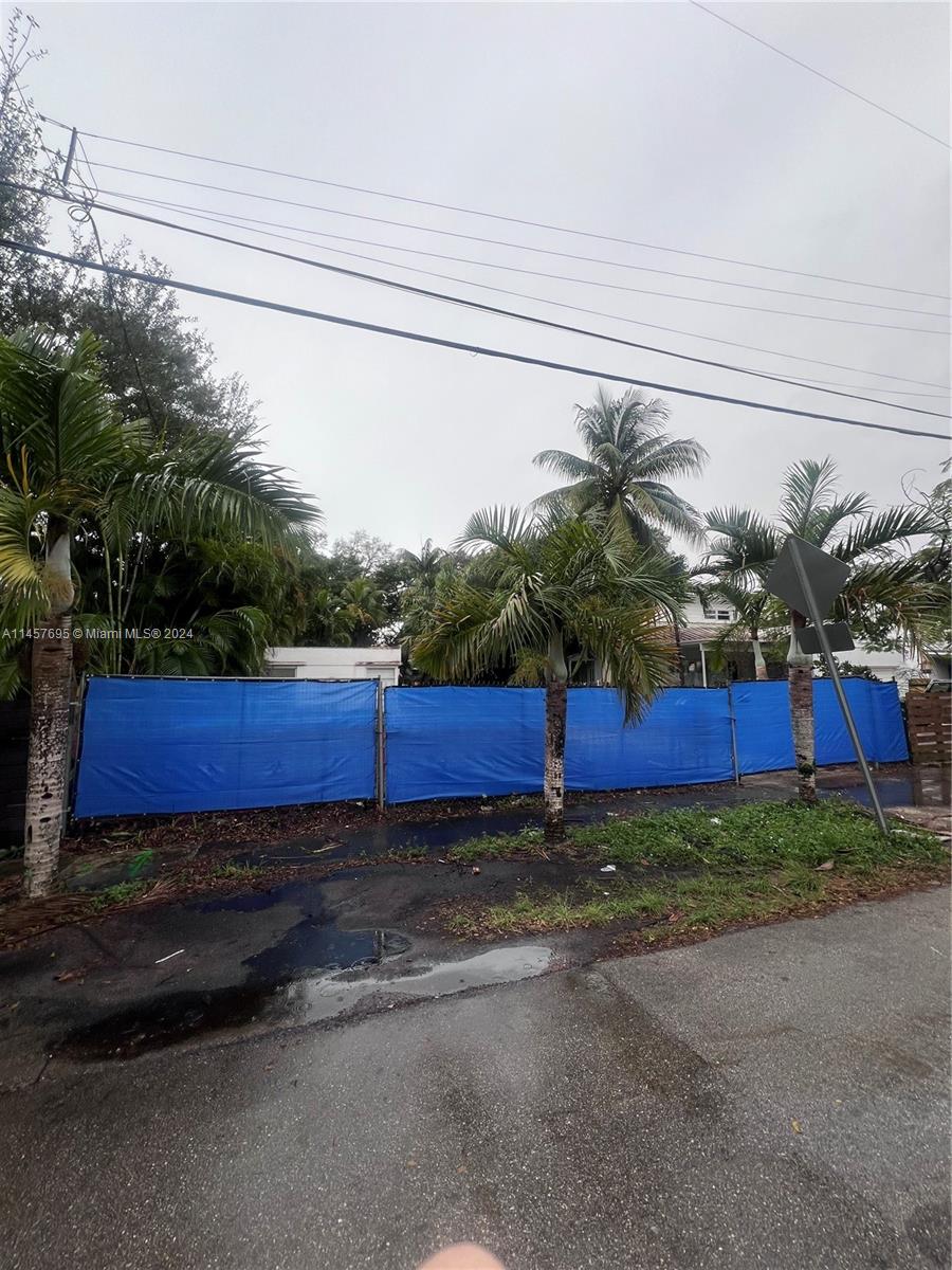 1930 25th St, Miami, FL, 33133 United States, 2 Bedrooms Bedrooms, ,1 BathroomBathrooms,Residential,For Sale,25th St,A11457695