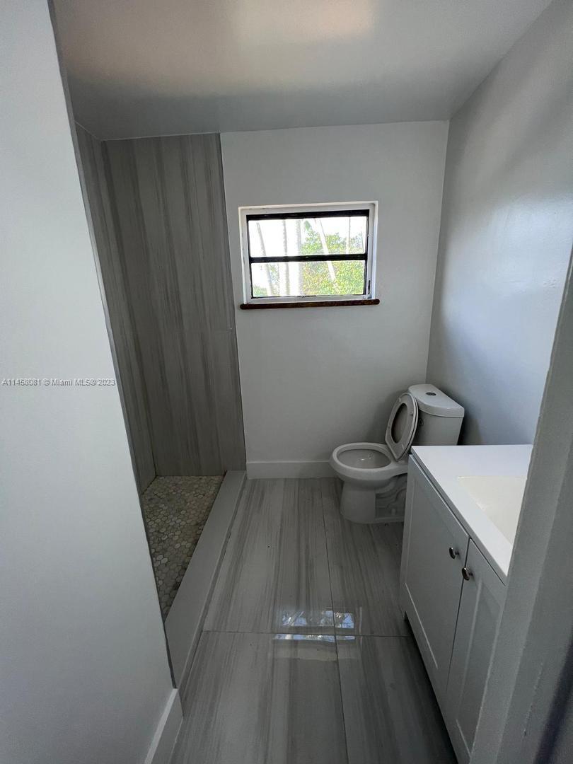 Miami, Florida 33125, 2 Bedrooms Bedrooms, ,1 BathroomBathrooms,Residentiallease,For Rent,A11458081