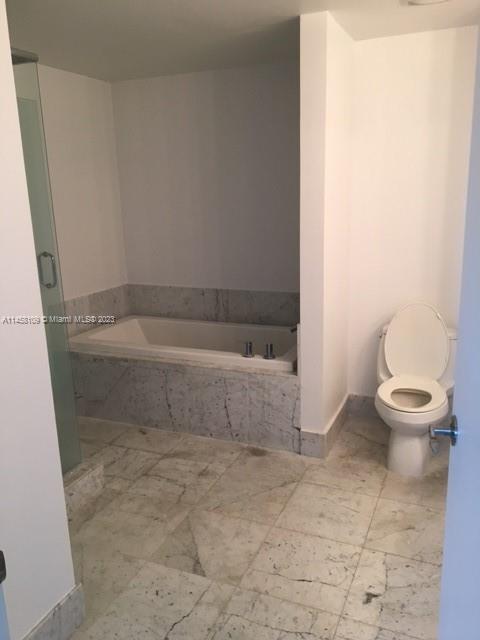 Miami, FL, 33132 United States, 2 Bedrooms Bedrooms, ,2 BathroomsBathrooms,Residential,For Sale,A11458109