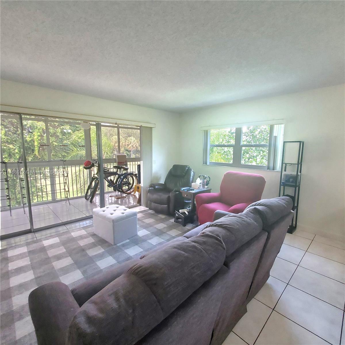 1200 125th Ave, Pembroke Pines, FL, 33027 United States, 2 Bedrooms Bedrooms, ,2 BathroomsBathrooms,Residential,For Sale,125th Ave,A11458012