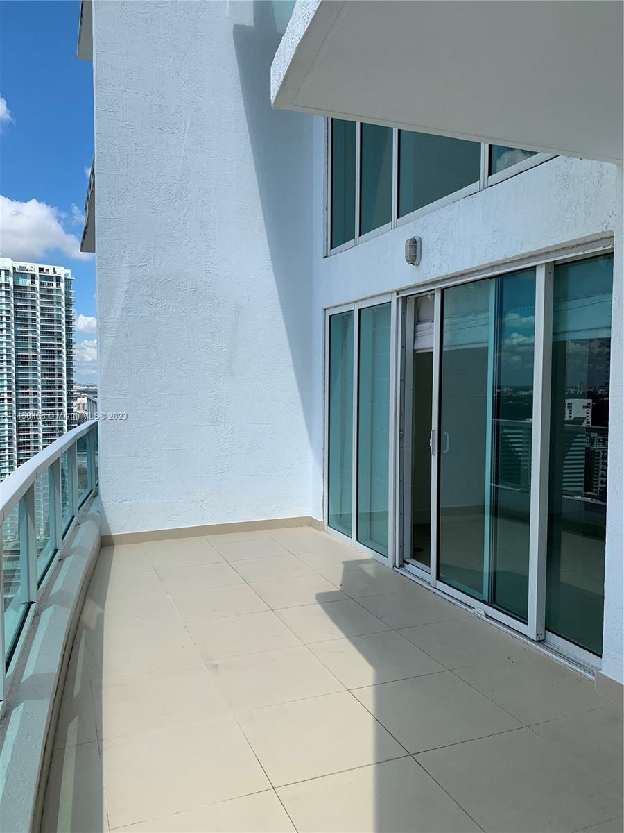 41 5th St, Miami, FL, 33131 United States, 2 Bedrooms Bedrooms, ,2 BathroomsBathrooms,Residential,For Sale,5th St,A11458468