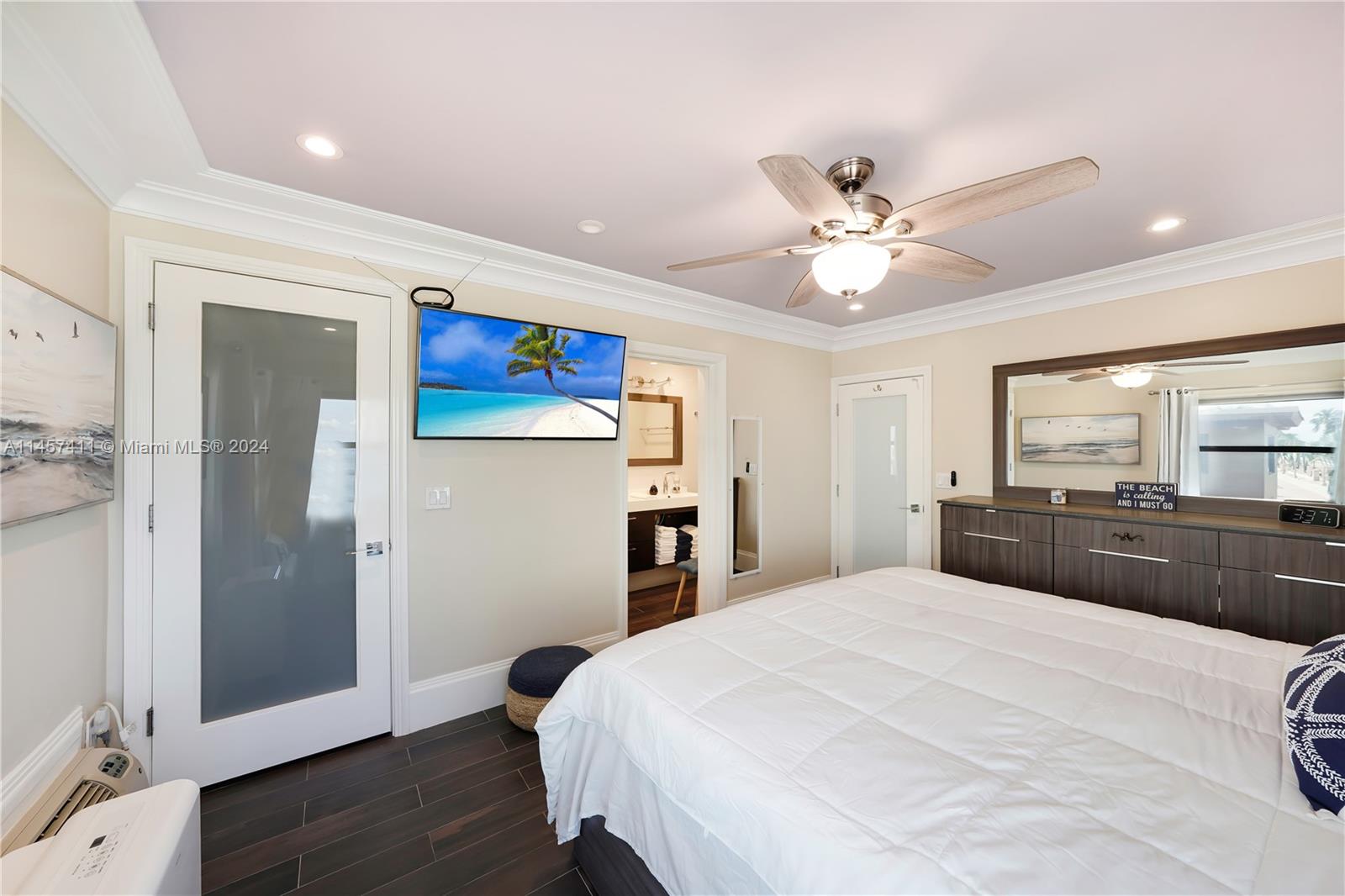 3300 N Surf Rd 17A, Hollywood, Florida 33019, 1 Bedroom Bedrooms, ,1 BathroomBathrooms,Residential,For Sale,3300 N Surf Rd 17A,A11457411