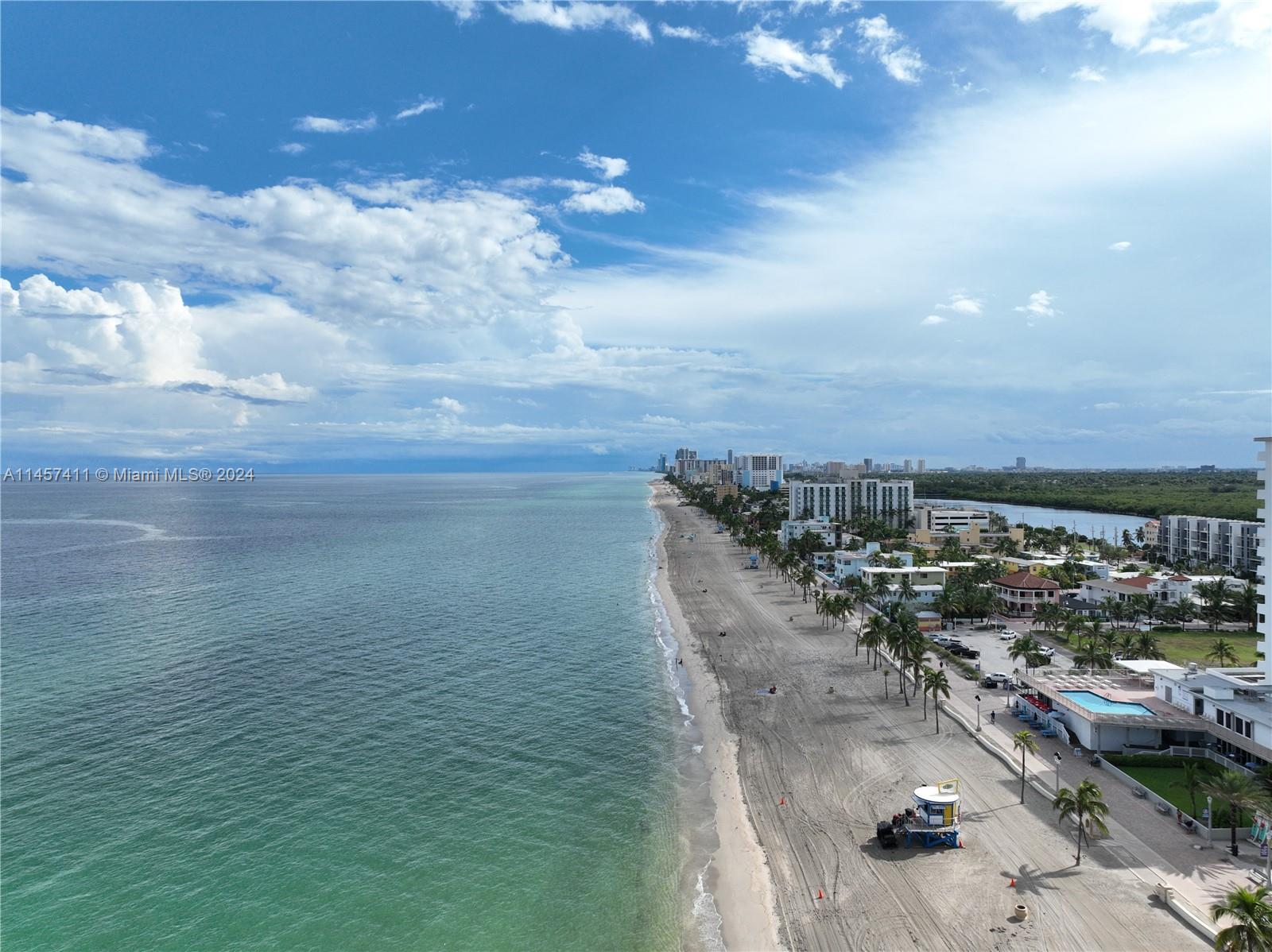 3300 N Surf Rd 17A, Hollywood, Florida 33019, 1 Bedroom Bedrooms, ,1 BathroomBathrooms,Residential,For Sale,3300 N Surf Rd 17A,A11457411