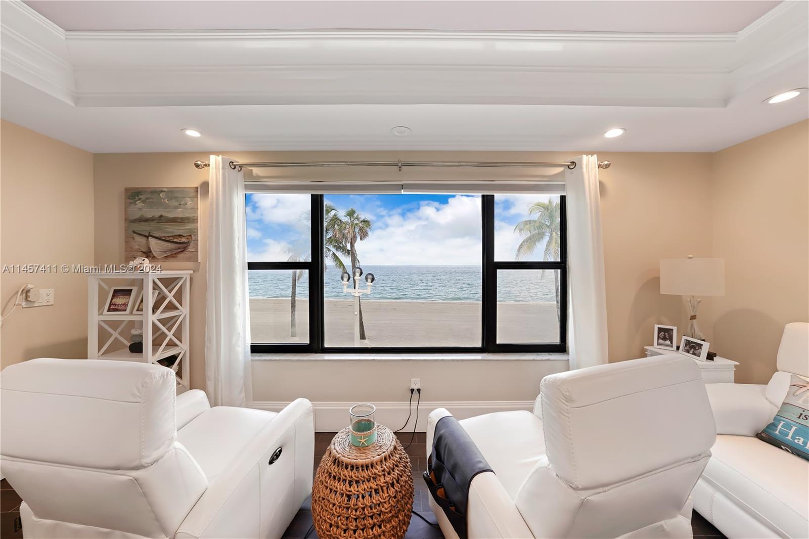 3300 N Surf Rd 17A, Hollywood, Florida 33019, 1 Bedroom Bedrooms, ,1 BathroomBathrooms,Residential,For Sale,3300 N Surf Rd 17A,A11457411