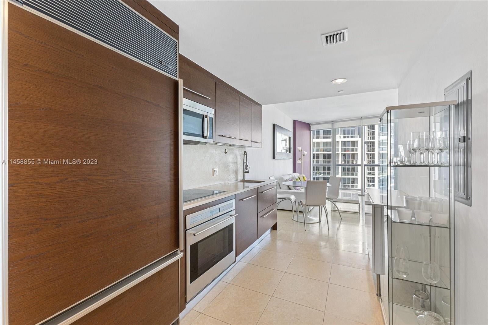 495 Brickell Ave, Miami, FL, 33131 United States, 1 Bedroom Bedrooms, ,1 BathroomBathrooms,Residential,For Sale,Brickell Ave,A11458855