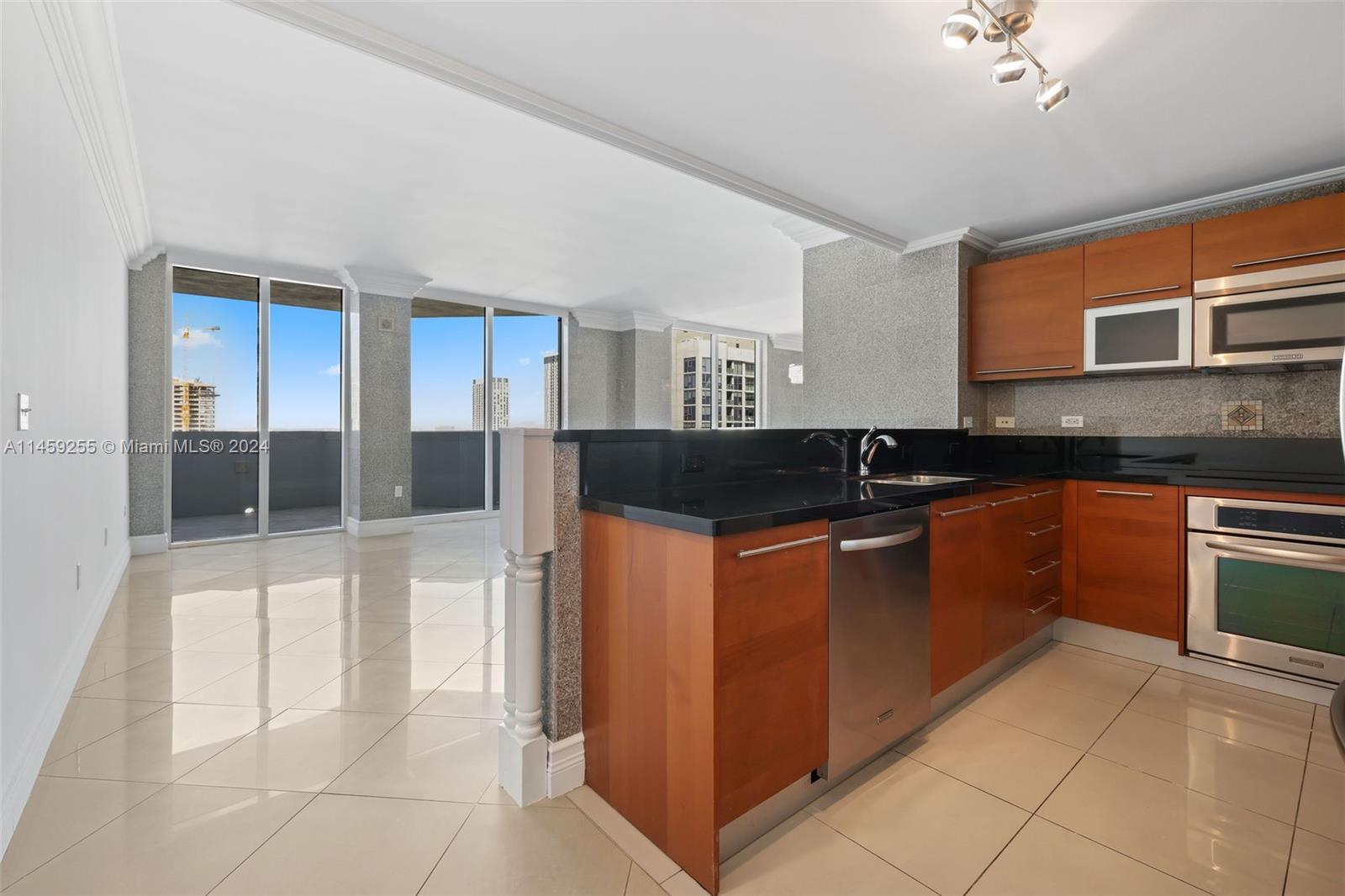 244 Biscayne Blvd 2808, Miami, Florida 33132, 2 Bedrooms Bedrooms, ,2 BathroomsBathrooms,Residential,For Sale,244 Biscayne Blvd 2808,A11459255