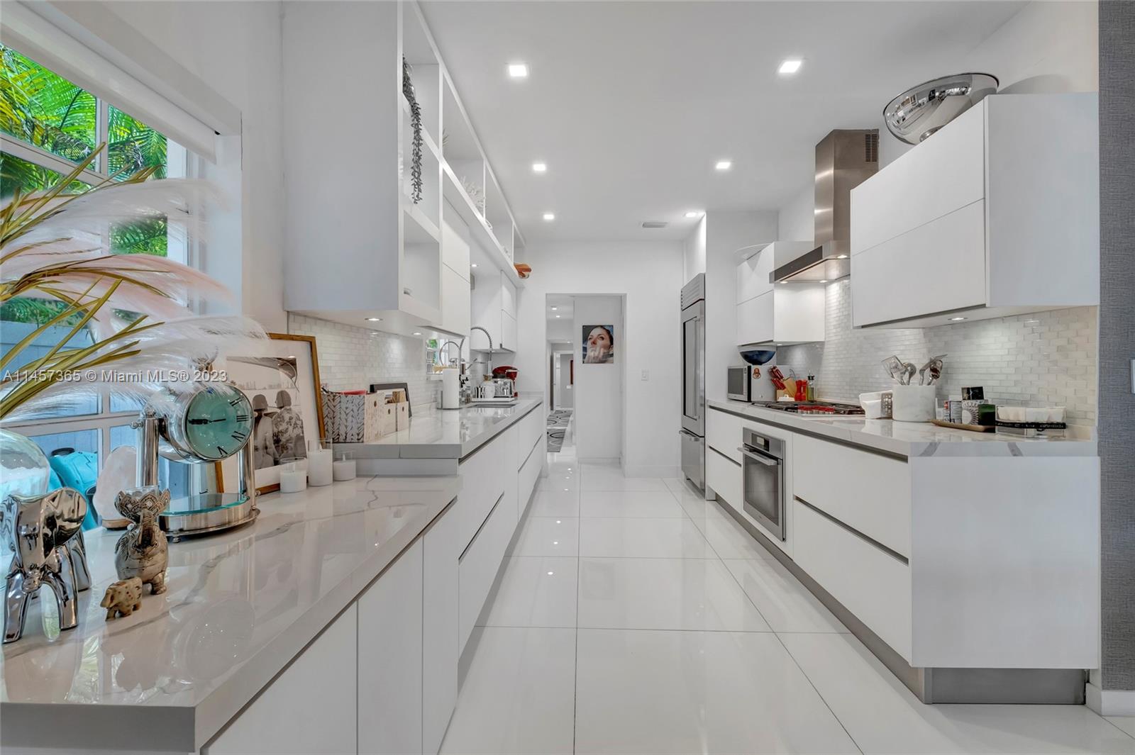 244 San Marino Dr, Miami Beach, FL, 33139 United States, 4 Bedrooms Bedrooms, ,4 BathroomsBathrooms,Residential,For Sale,San Marino Dr,A11457365