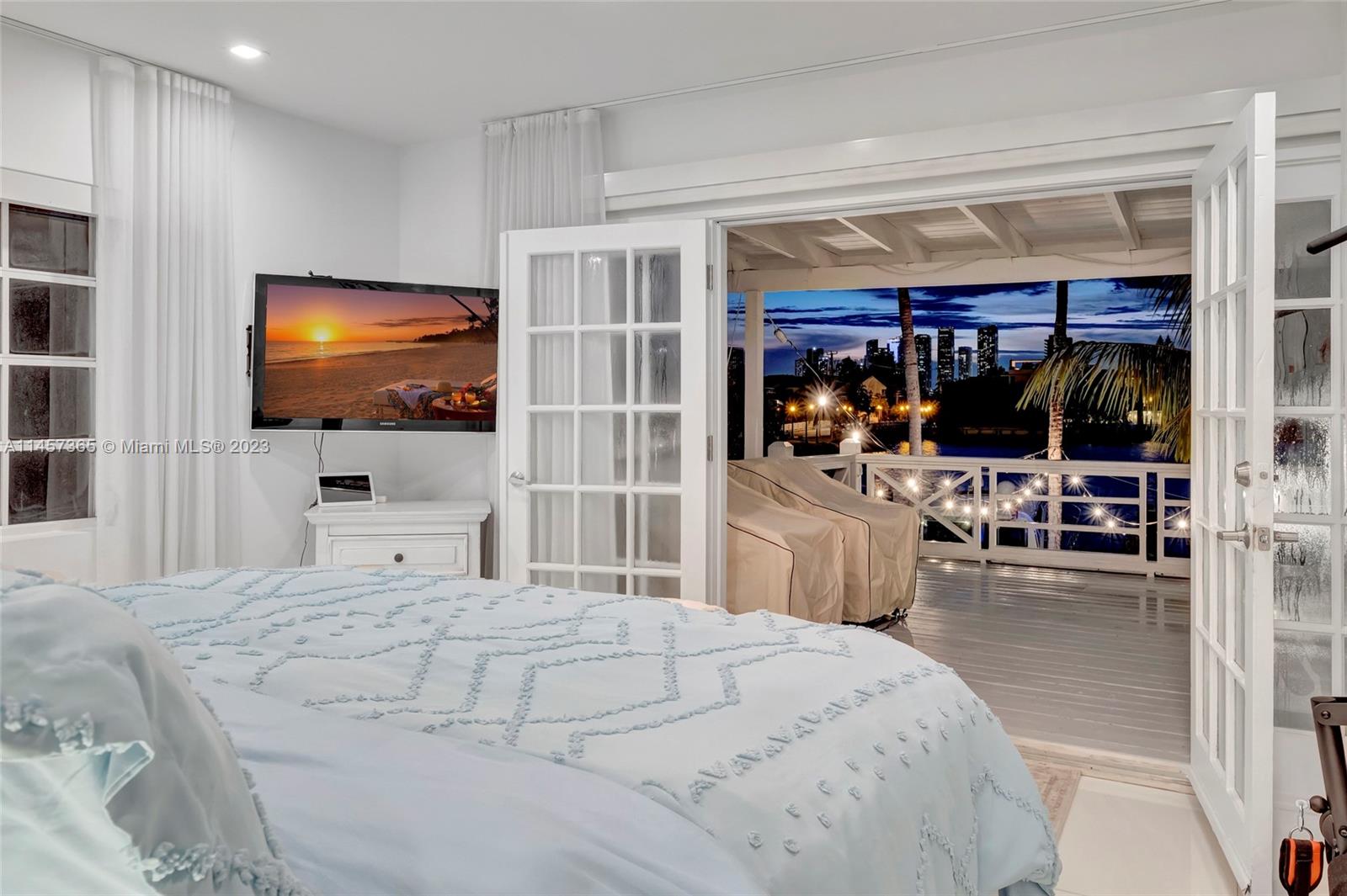 244 San Marino Dr, Miami Beach, FL, 33139 United States, 4 Bedrooms Bedrooms, ,4 BathroomsBathrooms,Residential,For Sale,San Marino Dr,A11457365