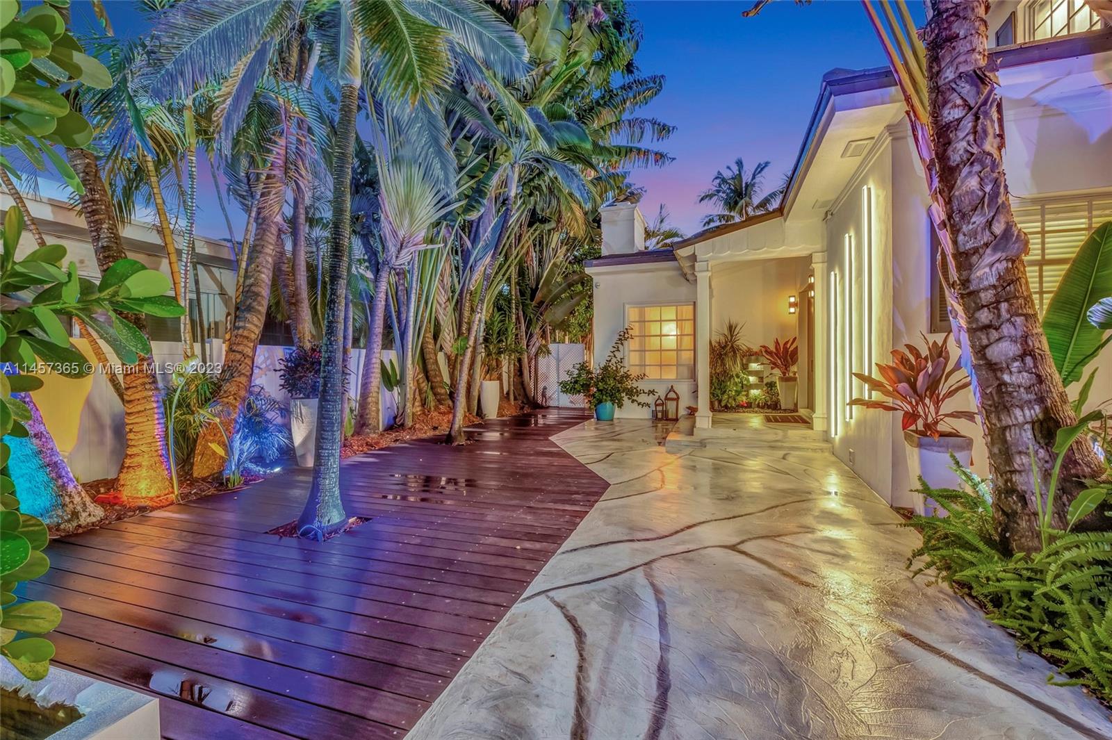 244 San Marino Dr, Miami Beach, FL, 33139 United States, 4 Bedrooms Bedrooms, ,4 BathroomsBathrooms,Residential,For Sale,San Marino Dr,A11457365