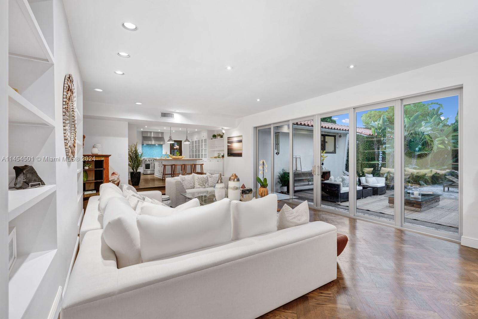 575 Hibiscus Ln, Miami, FL, 33137 United States, 5 Bedrooms Bedrooms, ,5 BathroomsBathrooms,Residential,For Sale,Hibiscus Ln,A11454501