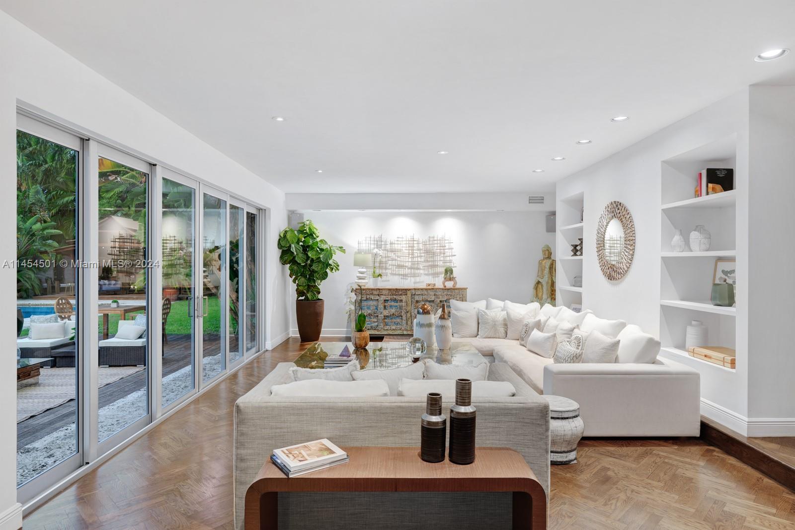 575 Hibiscus Ln, Miami, Florida 33137, 5 Bedrooms Bedrooms, ,5 BathroomsBathrooms,Residential,For Sale,575 Hibiscus Ln,A11454501