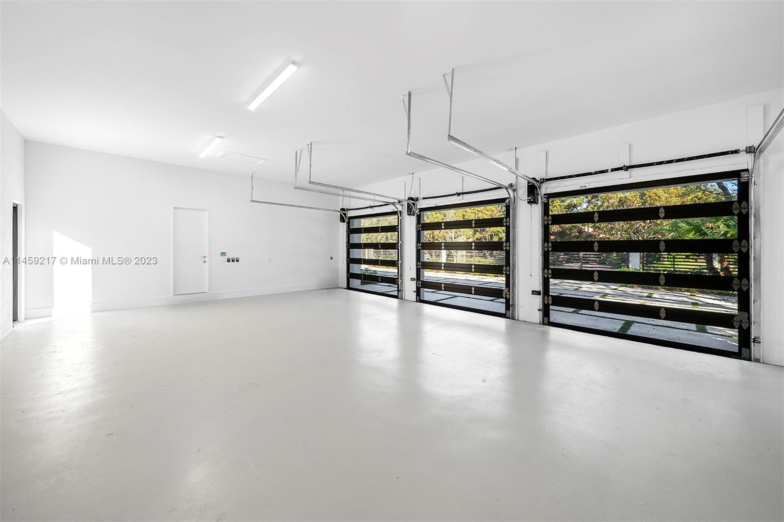 8100 133rd St, Pinecrest, FL, 33156 United States, 5 Bedrooms Bedrooms, ,6 BathroomsBathrooms,Residential,For Sale,133rd St,A11459217