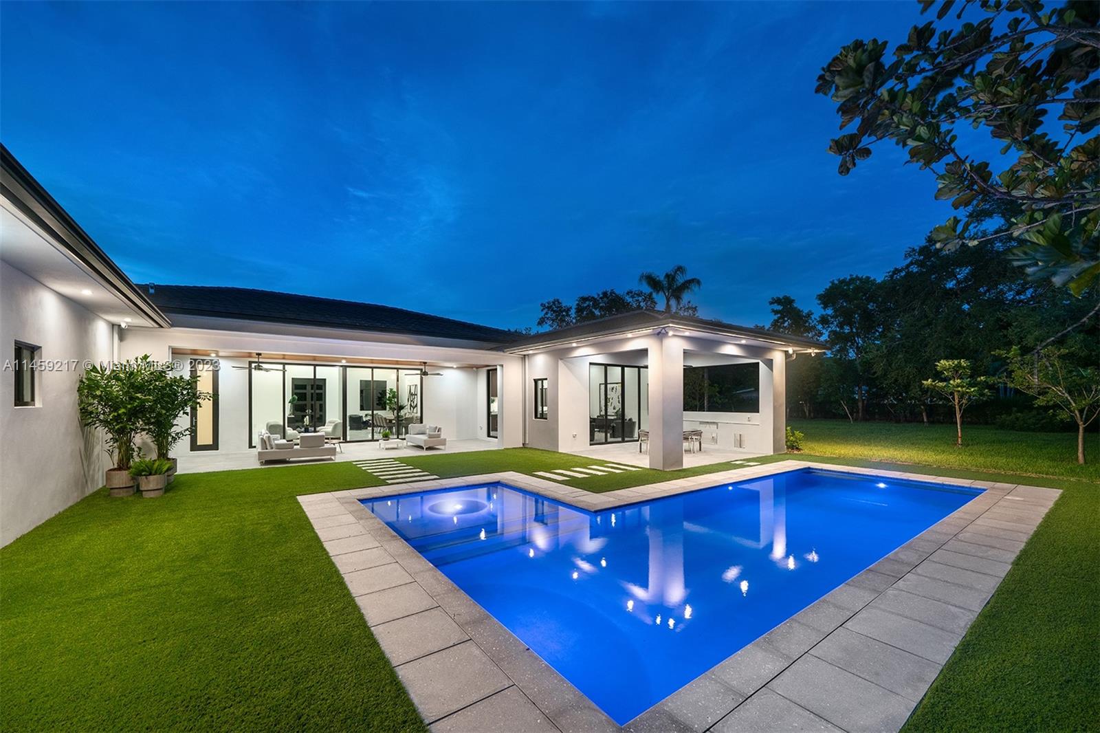 8100 133rd St, Pinecrest, FL, 33156 United States, 5 Bedrooms Bedrooms, ,6 BathroomsBathrooms,Residential,For Sale,133rd St,A11459217