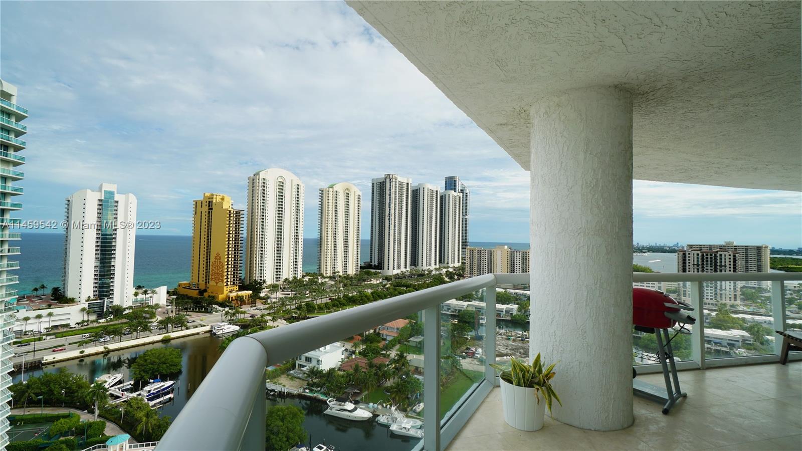 16500 Collins Ave, Sunny Isles Beach, FL, 33160 United States, 2 Bedrooms Bedrooms, ,2 BathroomsBathrooms,Residential,For Sale,Collins Ave,A11459542