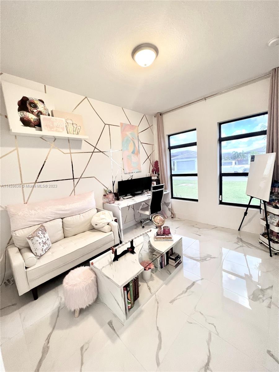 Listing Photo 24