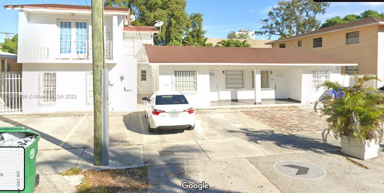 2751 SW 11th St  For Sale A11459696, FL