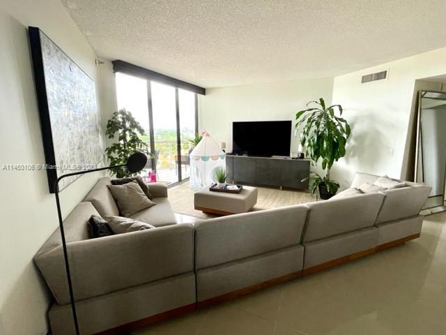 3610 Yacht Club Dr 1511, Aventura, Florida 33180, 2 Bedrooms Bedrooms, ,2 BathroomsBathrooms,Residential,For Sale,3610 Yacht Club Dr 1511,A11460106