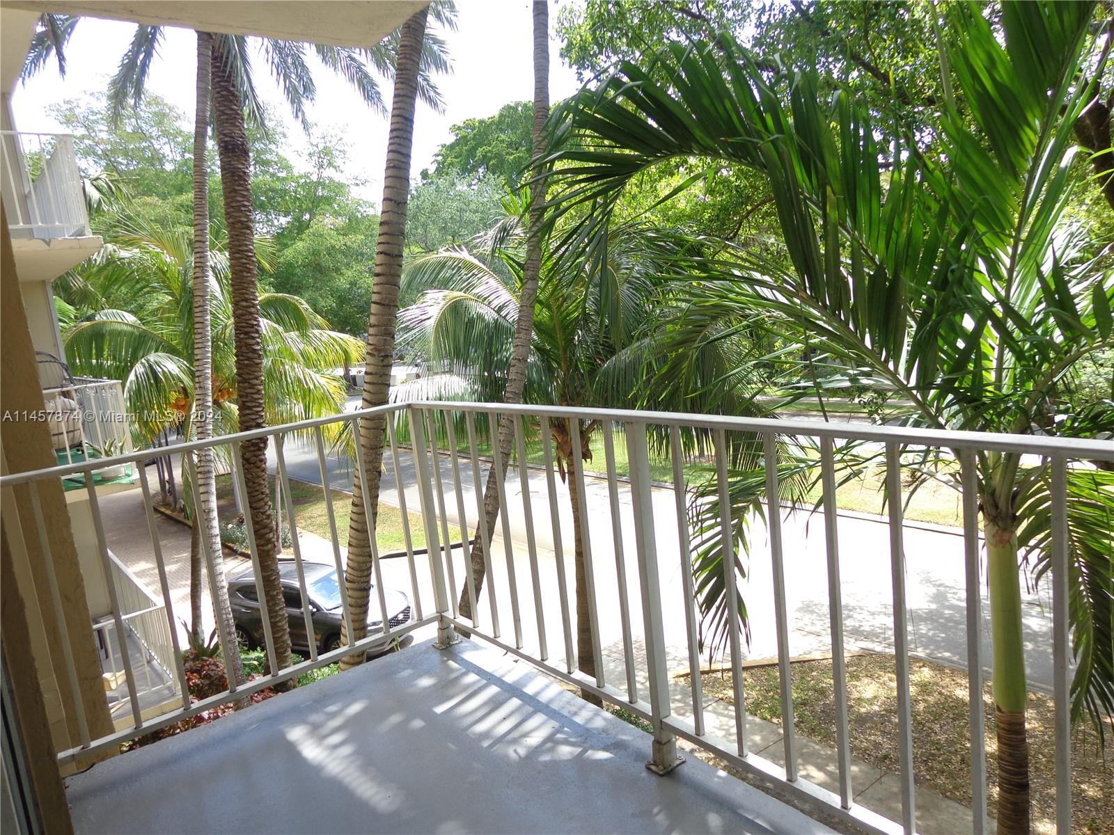 1805 Sans Souci Blvd 309, North Miami, Florida 33181, 1 Bedroom Bedrooms, ,1 BathroomBathrooms,Residential,For Sale,1805 Sans Souci Blvd 309,A11457874