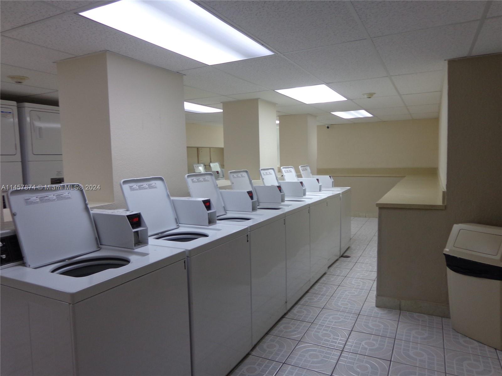 1805 Sans Souci Blvd 309, North Miami, Florida 33181, 1 Bedroom Bedrooms, ,1 BathroomBathrooms,Residential,For Sale,1805 Sans Souci Blvd 309,A11457874