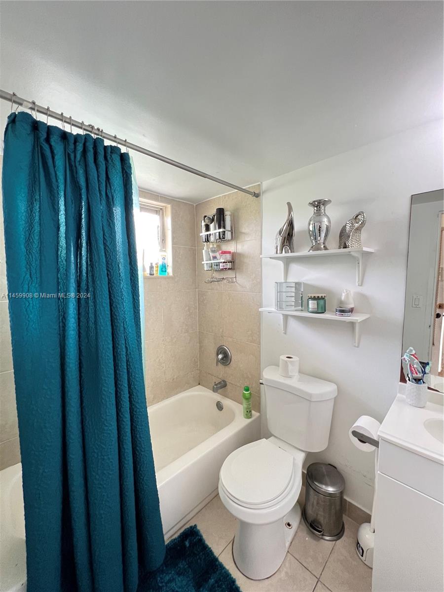 851 Meridian Ave, Miami Beach, FL, 33139 United States, ,1 BathroomBathrooms,Residential,For Sale,Meridian Ave,A11459908