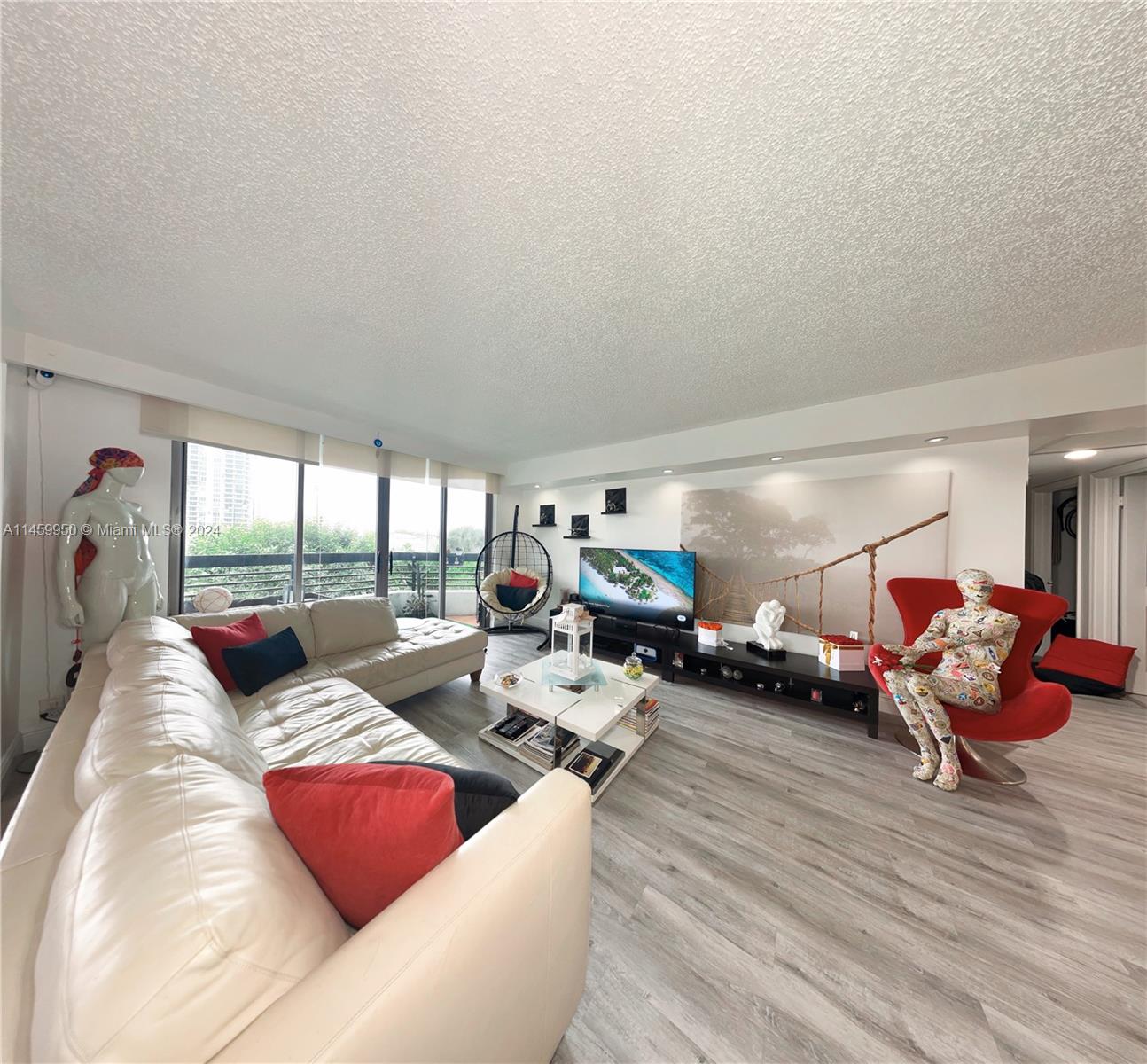 3500 Mystic Pointe Dr, Aventura, FL, 33180 United States, 3 Bedrooms Bedrooms, ,3 BathroomsBathrooms,Residential,For Sale,Mystic Pointe Dr,A11459950