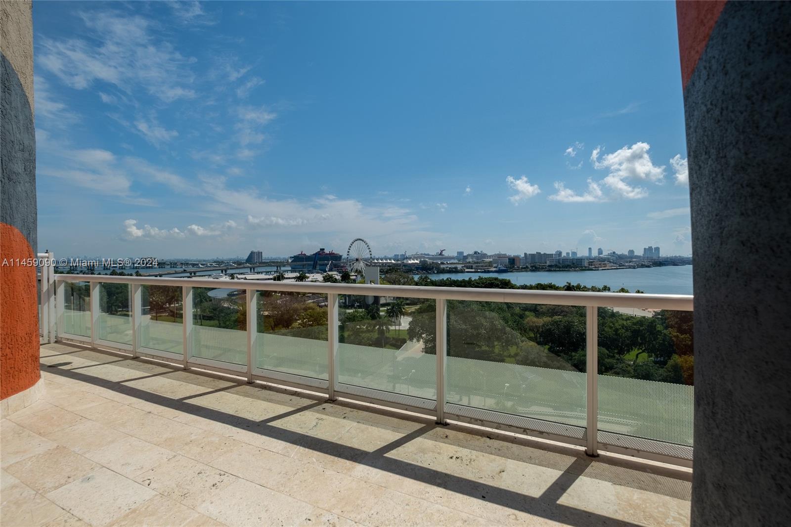 50 Biscayne Blvd, Miami, FL, 33132 United States, 3 Bedrooms Bedrooms, ,2 BathroomsBathrooms,Residential,For Sale,Biscayne Blvd,A11459090