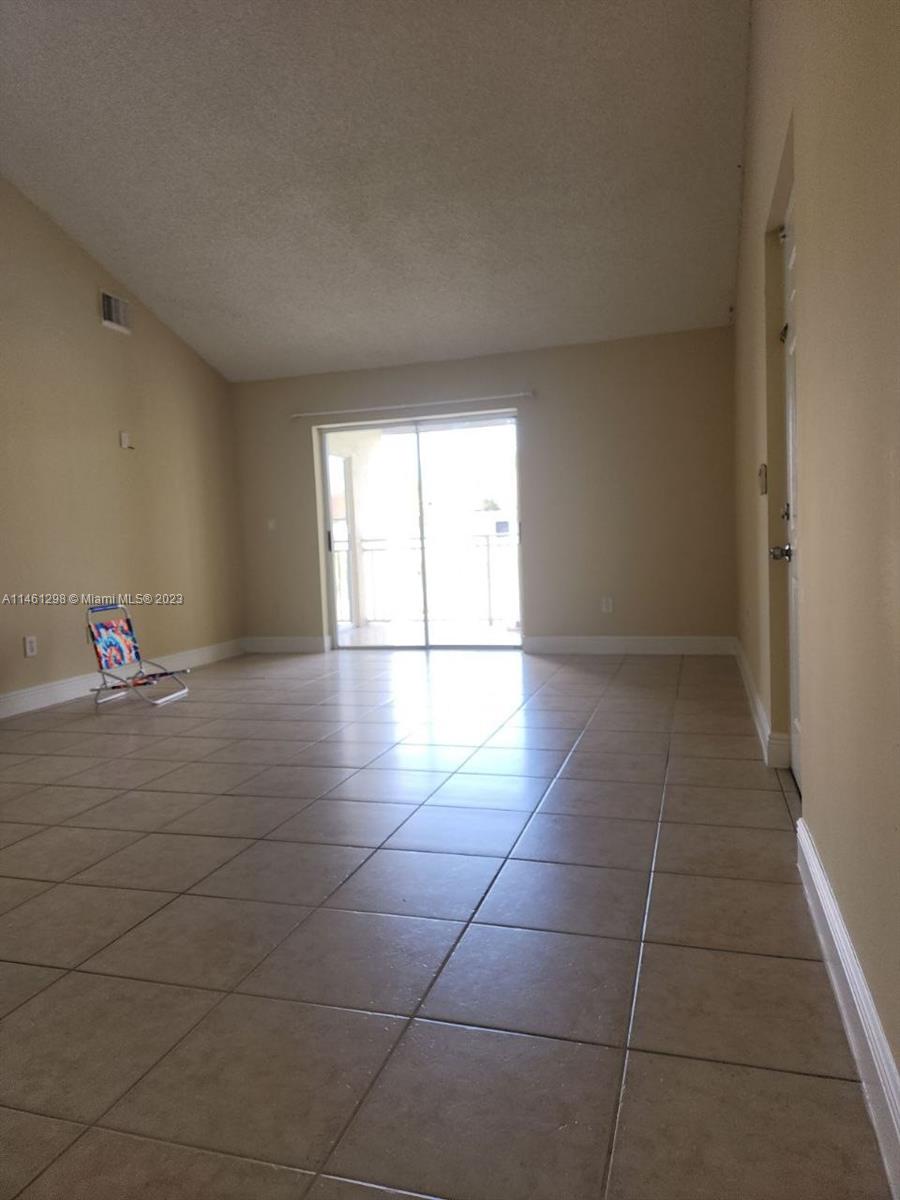 Hialeah, FL, 33015 United States, 2 Bedrooms Bedrooms, ,2 BathroomsBathrooms,Residential,For Sale,A11461298