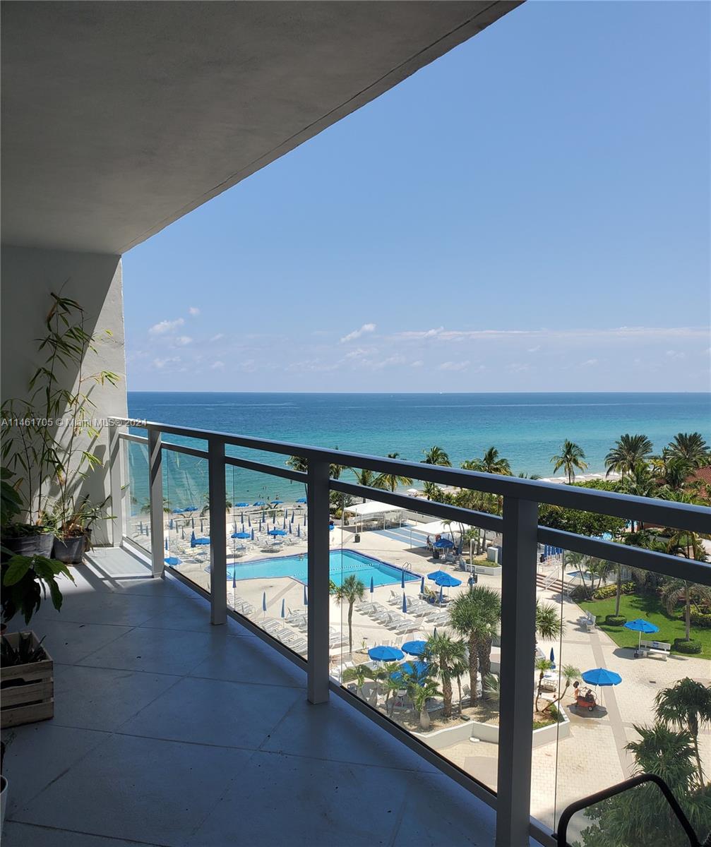 2030 Ocean Dr, Hallandale Beach, FL, 33009 United States, 2 Bedrooms Bedrooms, ,2 BathroomsBathrooms,Residential,For Sale,Ocean Dr,A11461705