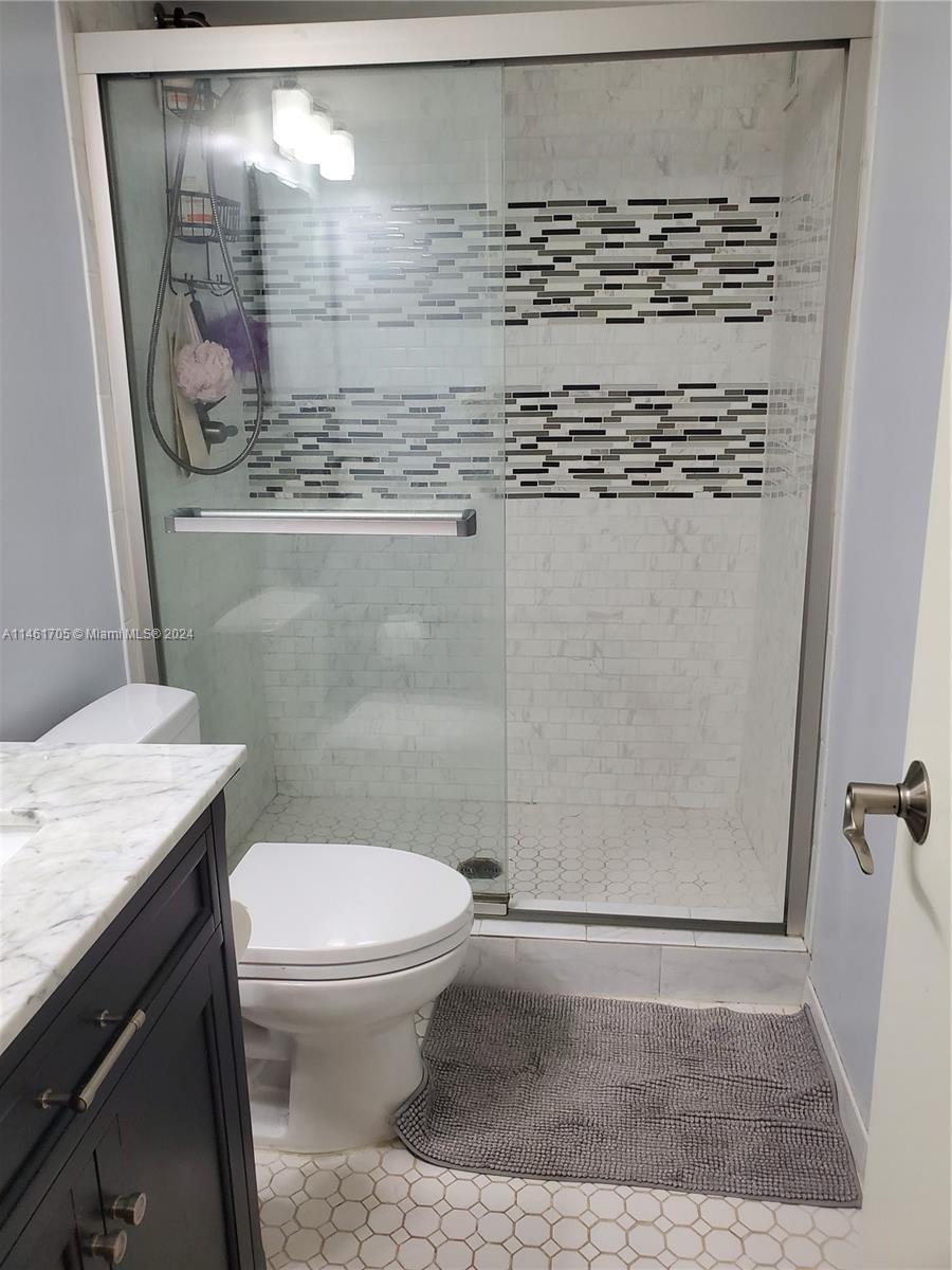 2030 Ocean Dr, Hallandale Beach, FL, 33009 United States, 2 Bedrooms Bedrooms, ,2 BathroomsBathrooms,Residential,For Sale,Ocean Dr,A11461705