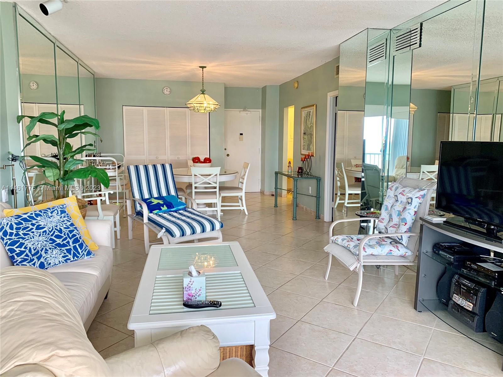 1950 Ocean Dr, Hallandale Beach, FL, 33009 United States, 1 Bedroom Bedrooms, ,1 BathroomBathrooms,Residential,For Sale,Ocean Dr,A11461776