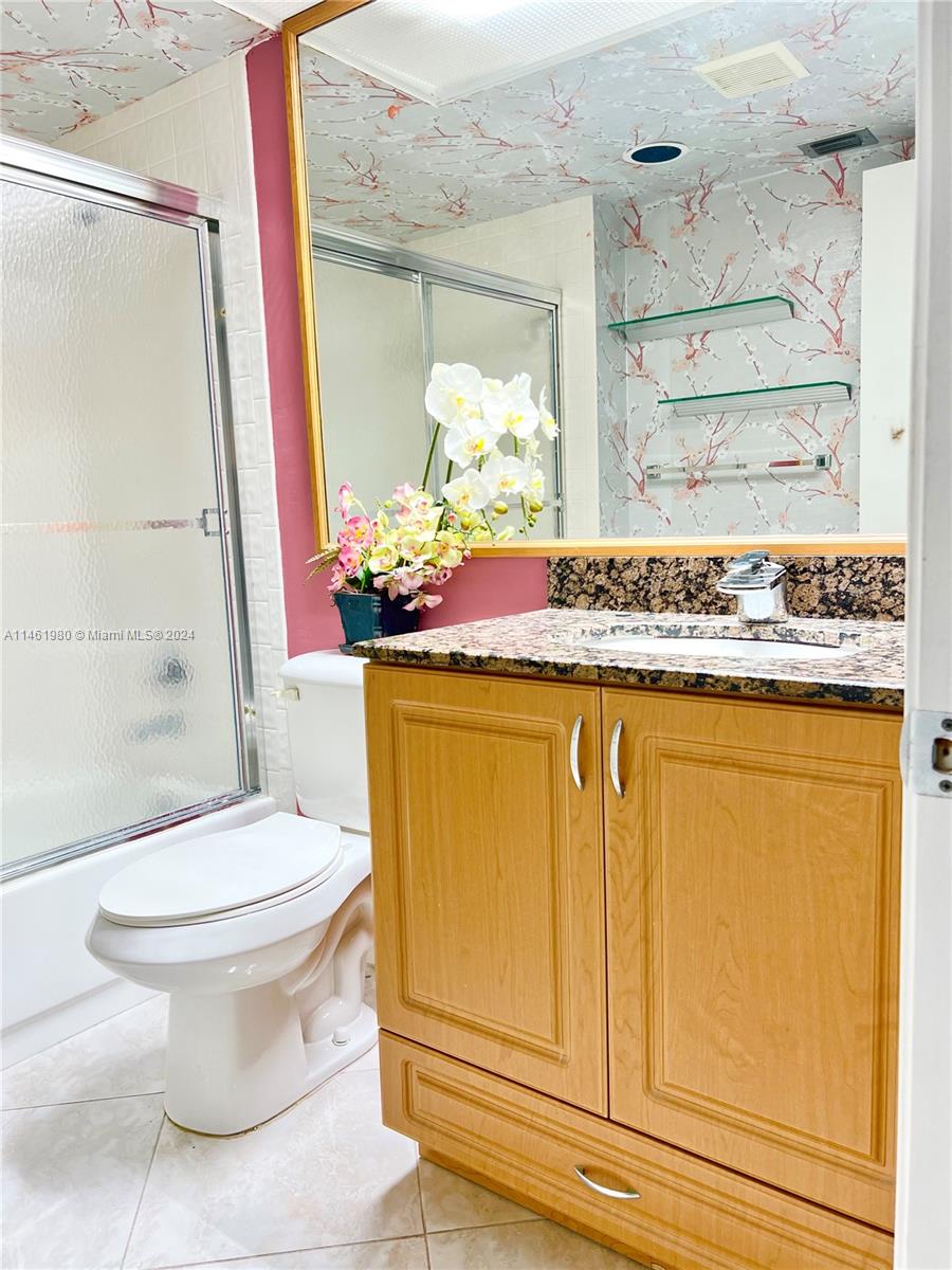12900 SW 7th Ct 206B, Pembroke Pines, Florida 33027, 2 Bedrooms Bedrooms, ,2 BathroomsBathrooms,Residential,For Sale,12900 SW 7th Ct 206B,A11461980