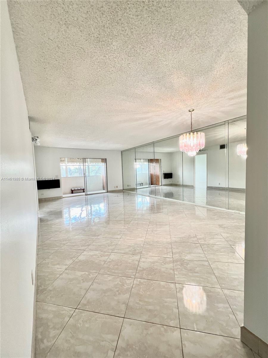 12900 7th Ct, Pembroke Pines, FL, 33027 United States, 2 Bedrooms Bedrooms, ,2 BathroomsBathrooms,Residential,For Sale,7th Ct,A11461980