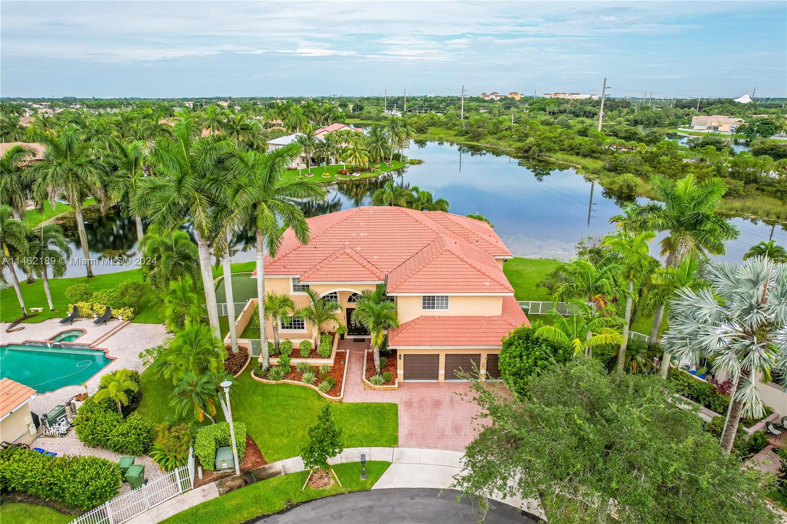 1333 SW 175th Way  For Sale A11462189, FL