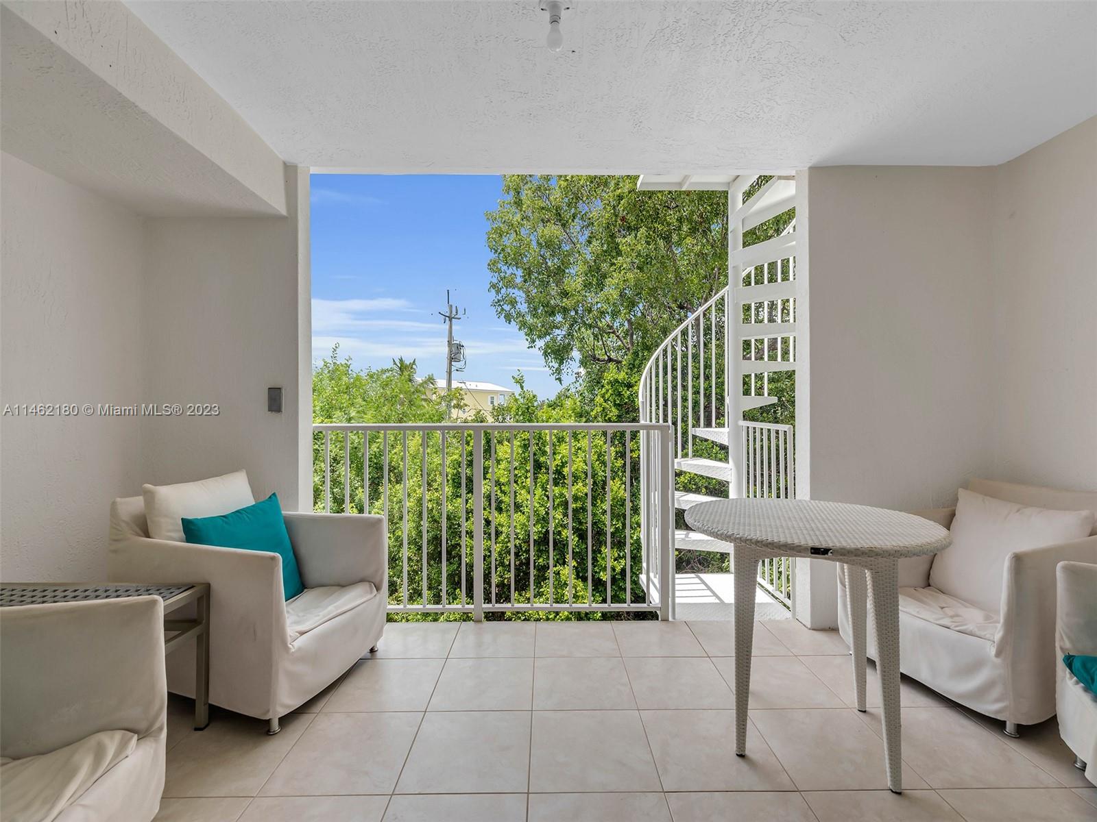 balcony for primary bedroom - access to rooftop deck
