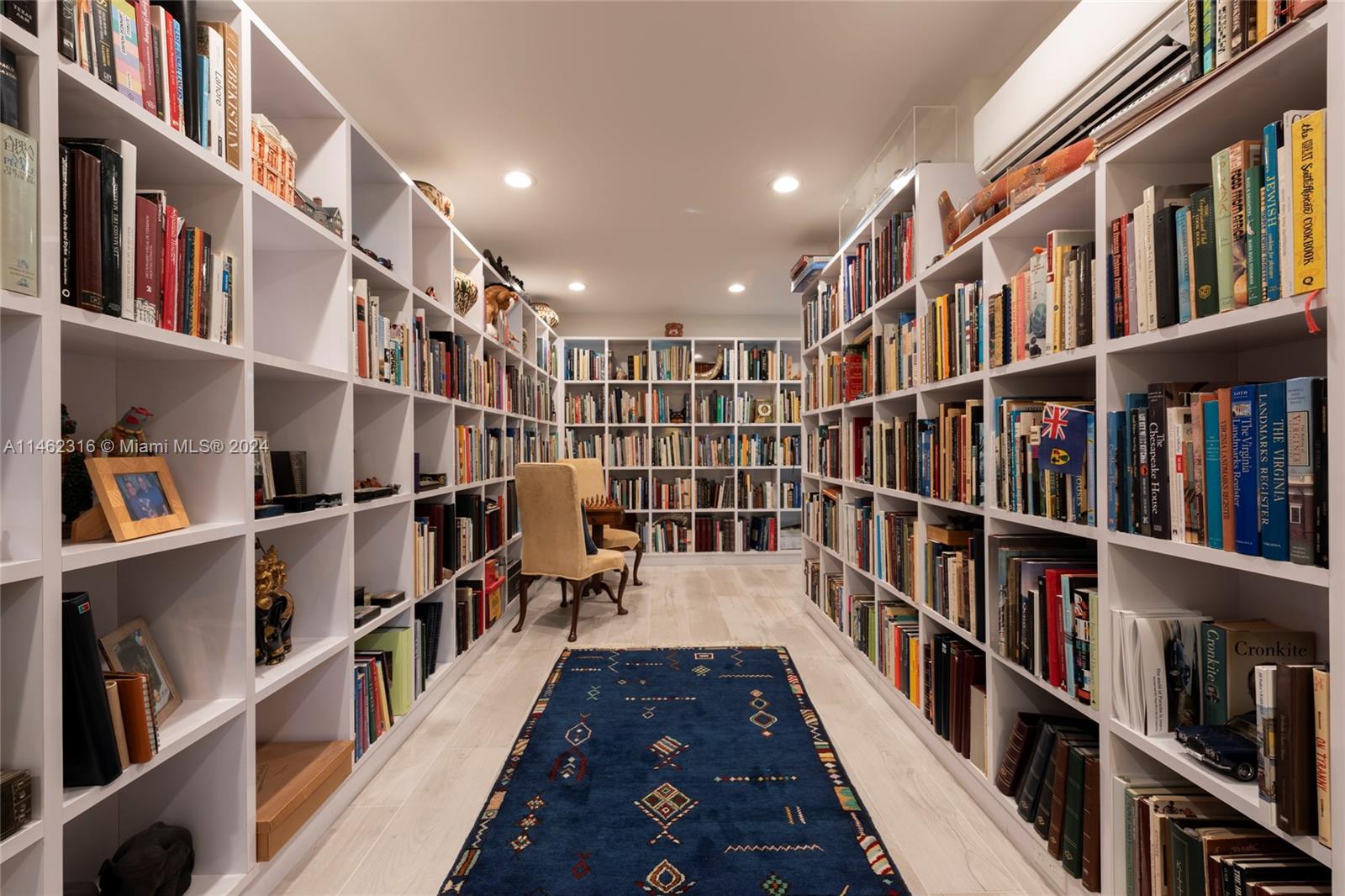 6001 N Bay Rd, Miami Beach, FL 33140, 3 Bedrooms Bedrooms, ,4 BathroomsBathrooms,Residential,For Sale,Bay Rd,A11462316