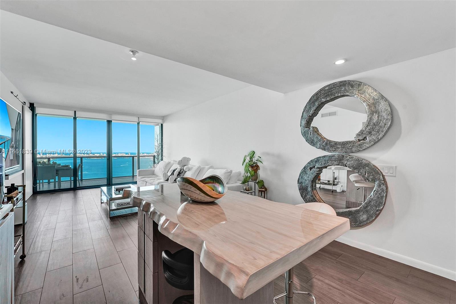 Kitchen & Living Room