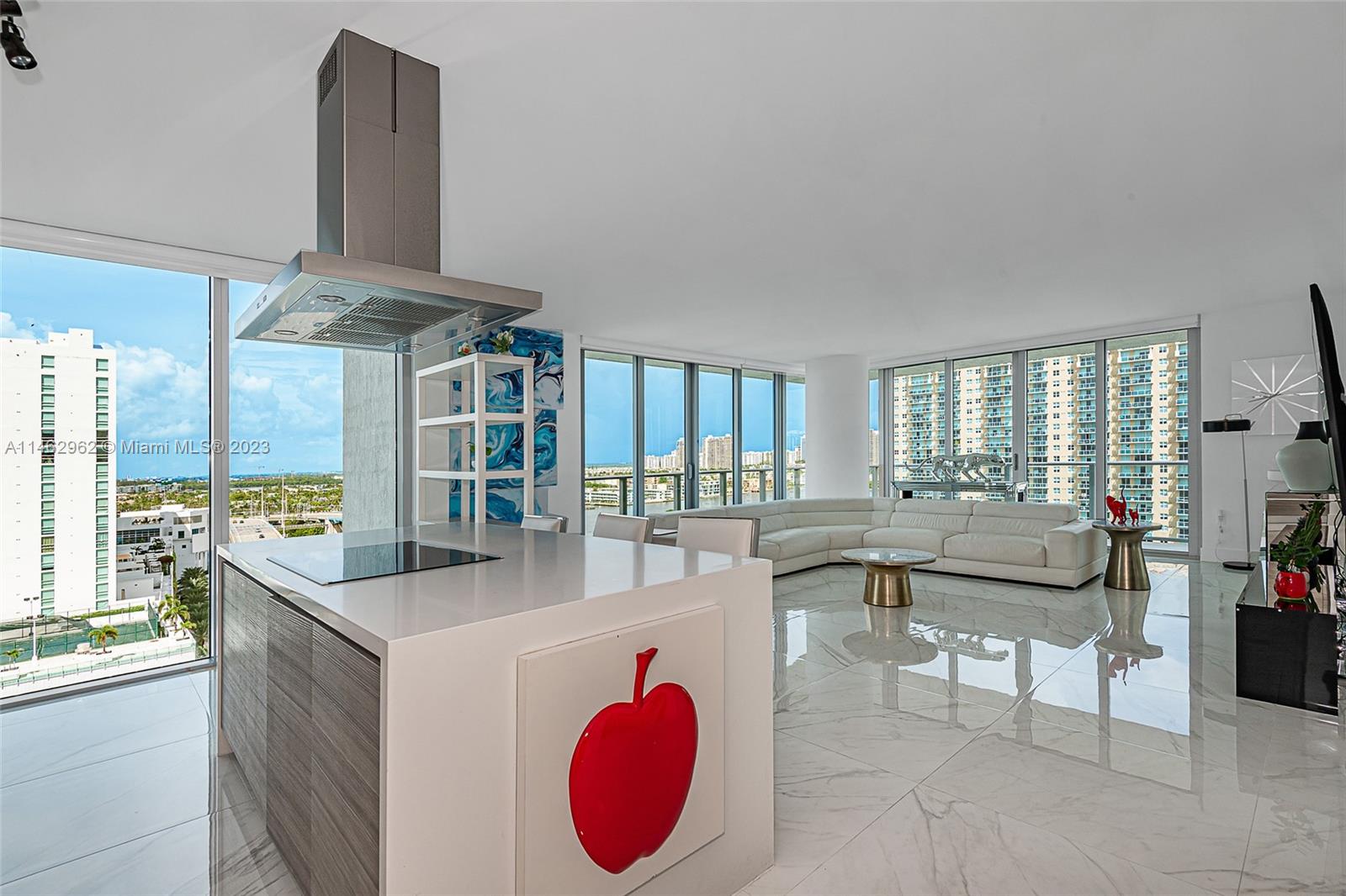 330 Sunny Isles Blvd, Sunny Isles Beach, FL, 33160 United States, 3 Bedrooms Bedrooms, ,3 BathroomsBathrooms,Residential,For Sale,Sunny Isles Blvd,A11462962