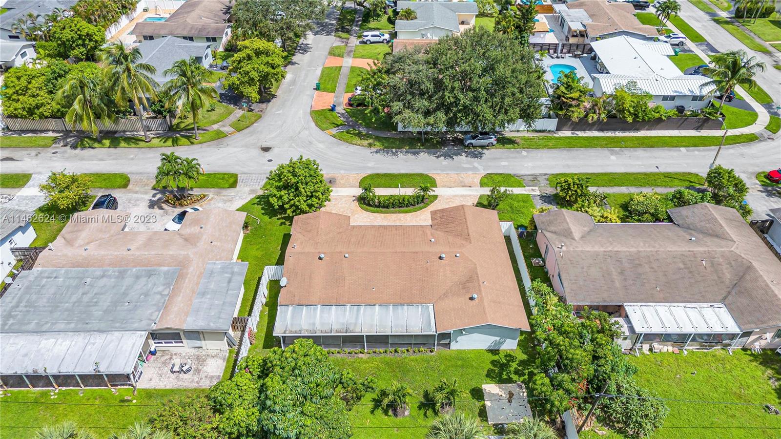 21060 18th Ct, Miami, FL, 33179 United States, 4 Bedrooms Bedrooms, ,2 BathroomsBathrooms,Residential,For Sale,18th Ct,A11462624