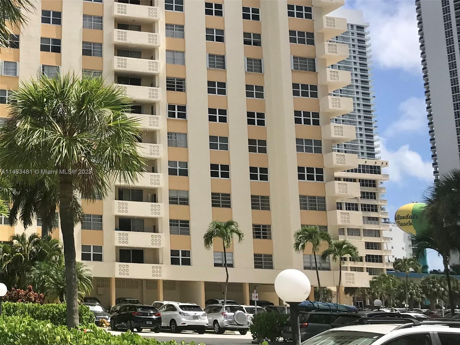 1833 Ocean Dr, Hallandale Beach, FL, 33009 United States, 2 Bedrooms Bedrooms, ,2 BathroomsBathrooms,Residential,For Sale,Ocean Dr,A11463481