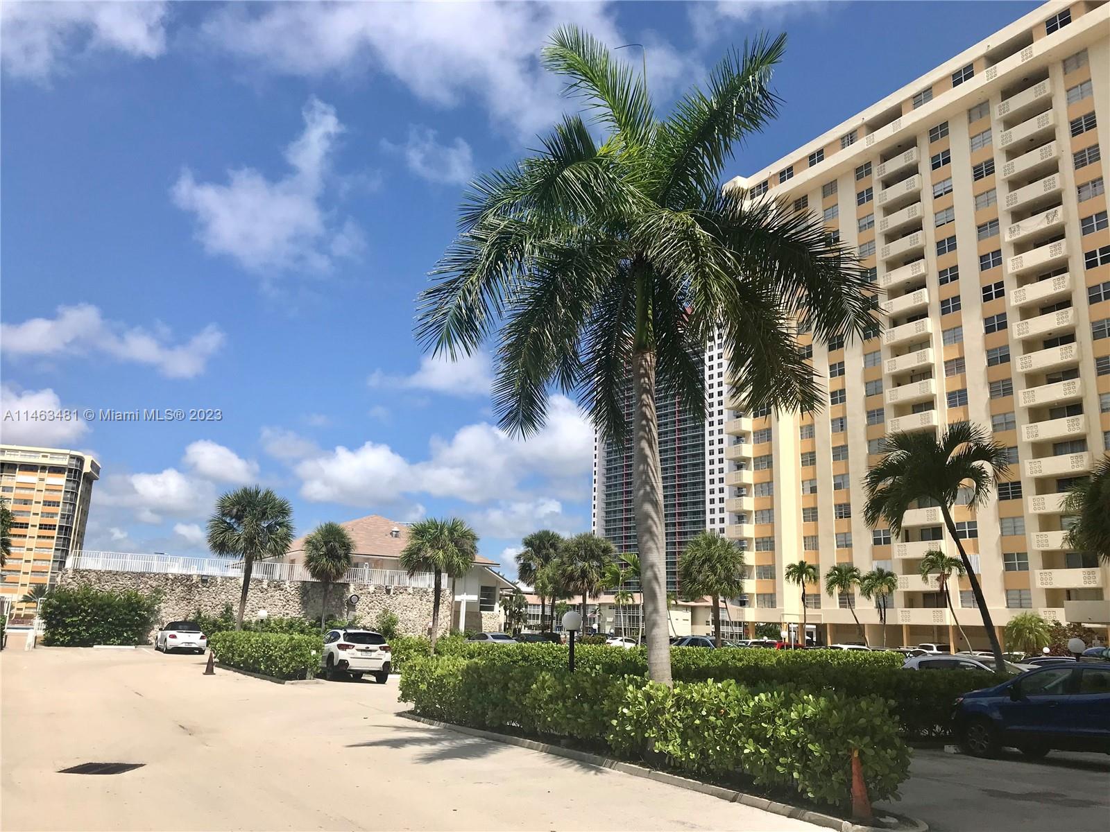 1833 Ocean Dr, Hallandale Beach, FL, 33009 United States, 2 Bedrooms Bedrooms, ,2 BathroomsBathrooms,Residential,For Sale,Ocean Dr,A11463481